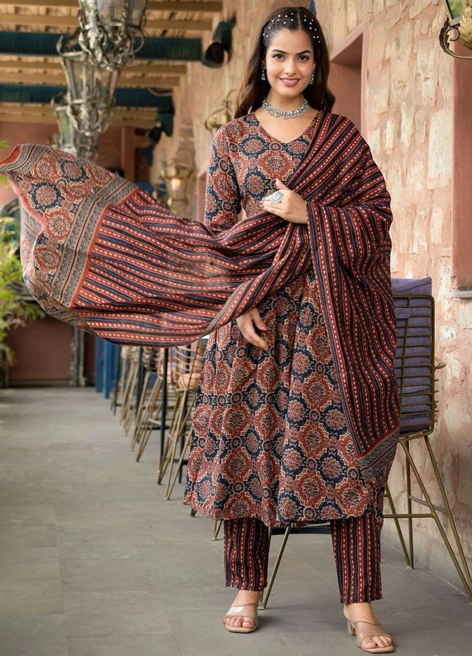 Vnyashri Brown Ethnic Motif Printed Anarkali Kurta Pant Set with Dupatta