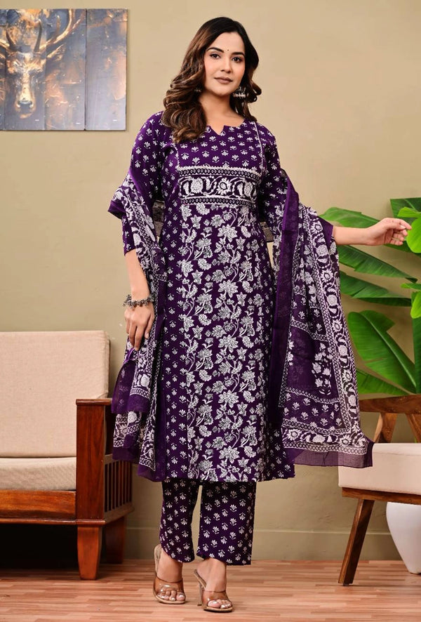 Vnyashri Floral Printed Straight Kurta Pant Set with Dupatta