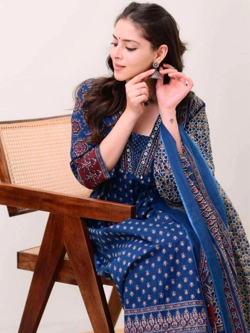 Vnyashri Blue Ethnic Motifs Printed Regular Kurta Pant with Dupatta