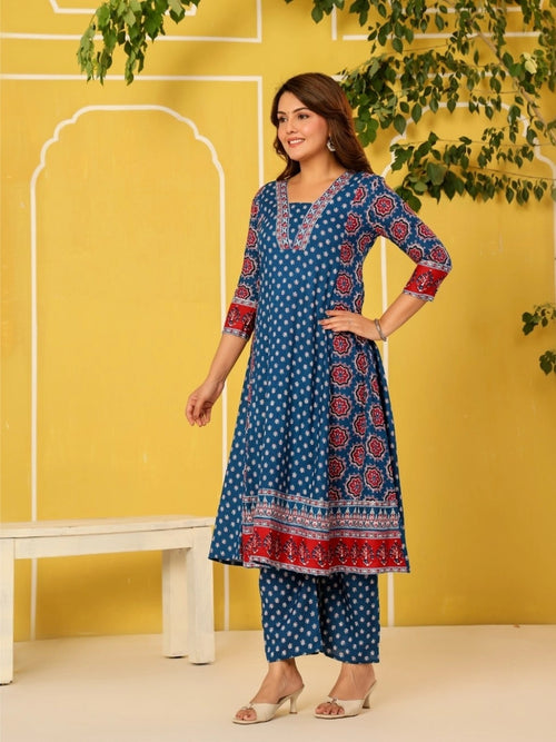 Vnyashri Blue Ethnic Motifs Printed Regular Kurta Pant with Dupatta