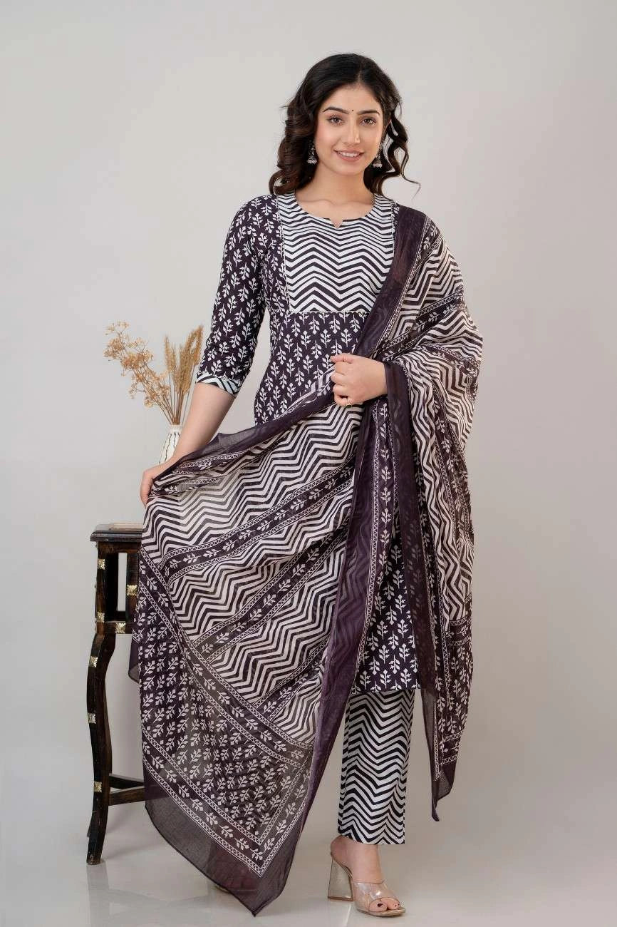 Vnyashri Floral Motfis Printed Cotton Straight Kurta Palazzo Set with Dupatta