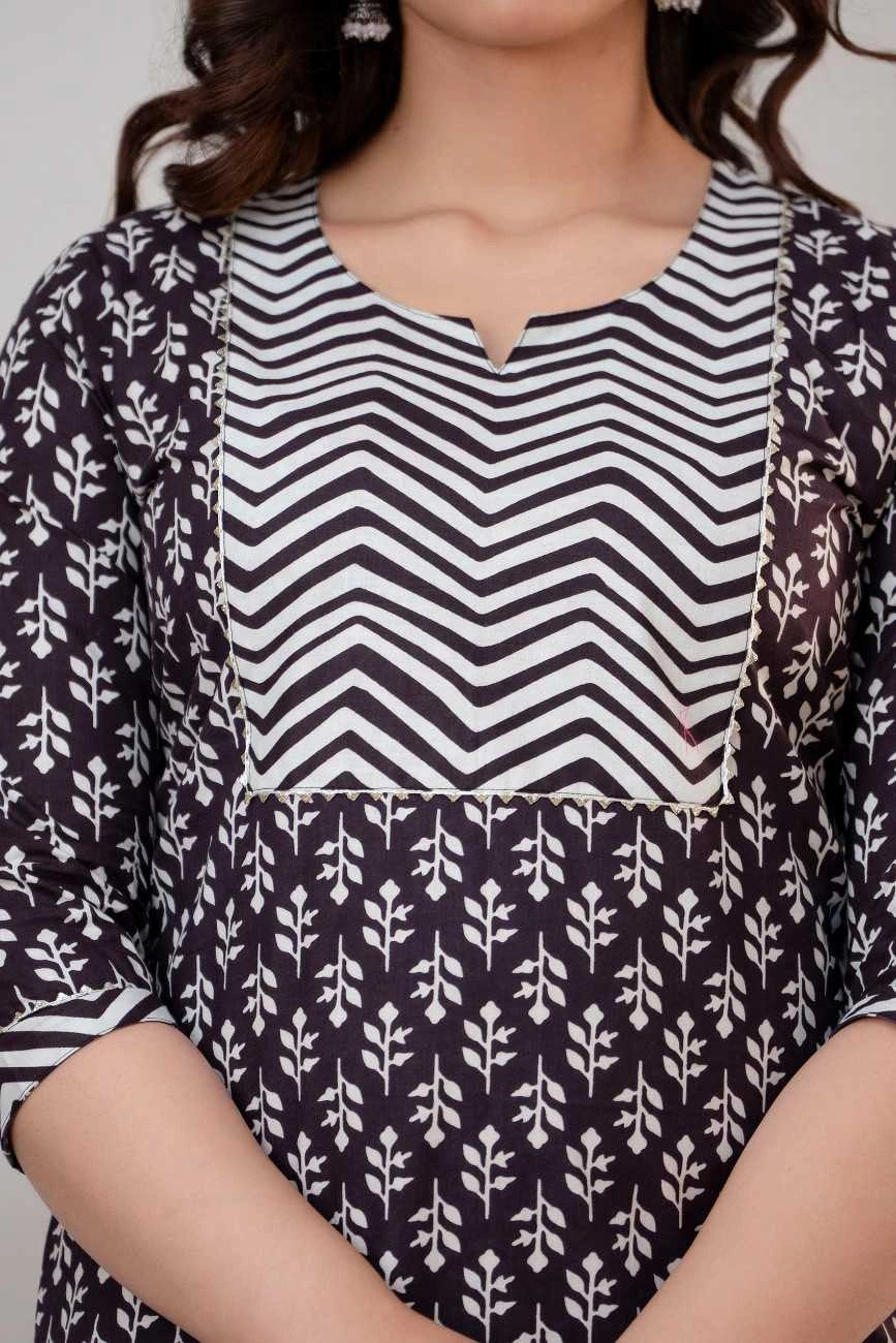Vnyashri Floral Motfis Printed Cotton Straight Kurta Palazzo Set with Dupatta