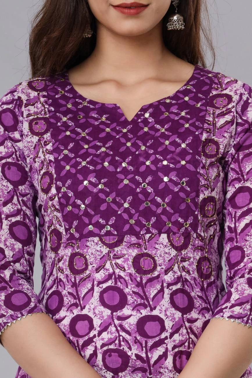 Vnyashri Floral Printed Cotton Straight Kurta Pant Set with Dupatta