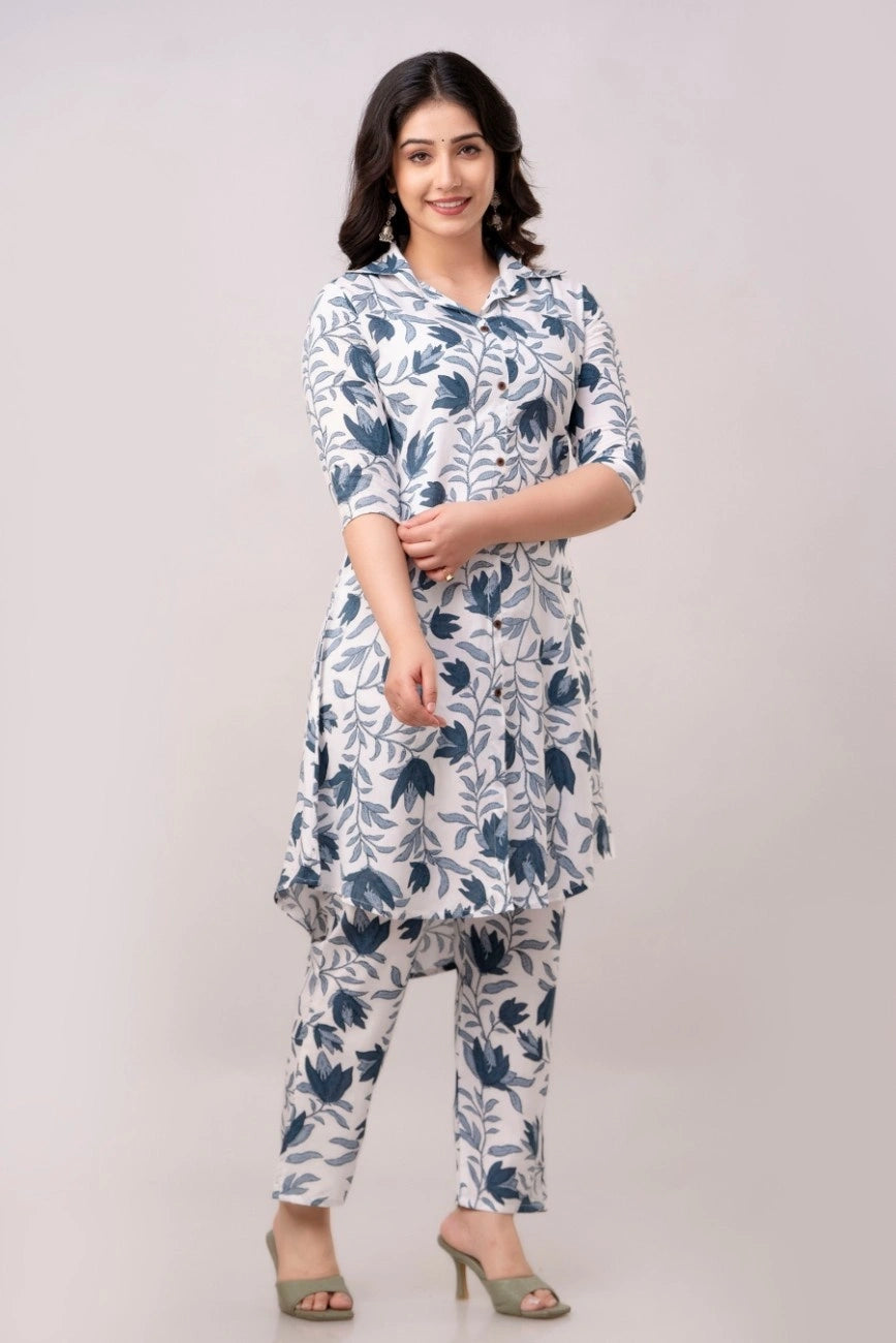 Vnyashri White Elegant Floral Printed Rayon Co-ord Set